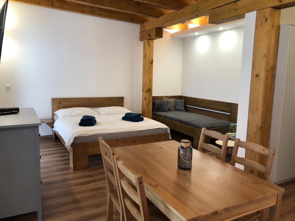 Anico Apartmany Dolni Benesov 外观 照片